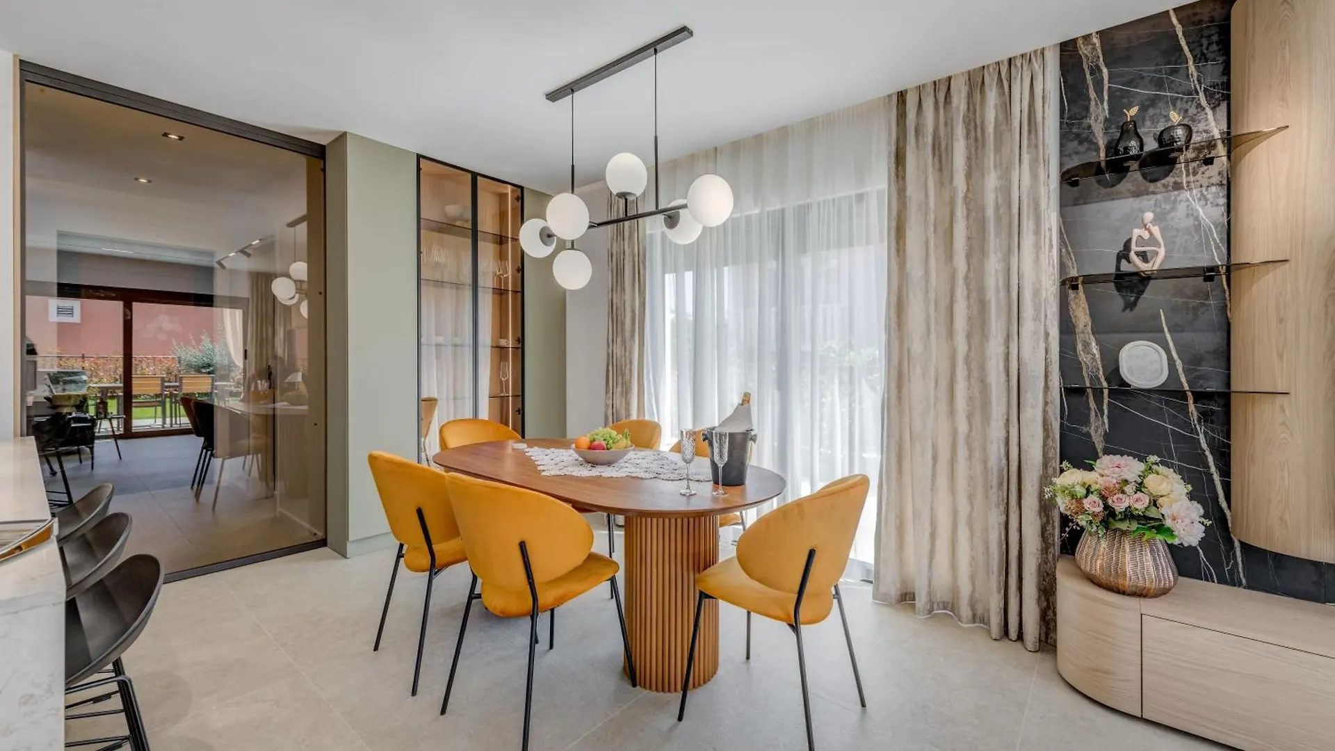 Villa Trixie - Green Garden Villas 트로기르
